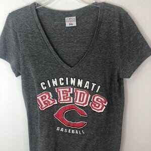 Cincinnati Reds V-Neck Slubbed T-Shirt Womens Size S Genuine Merchandise *FLAW*